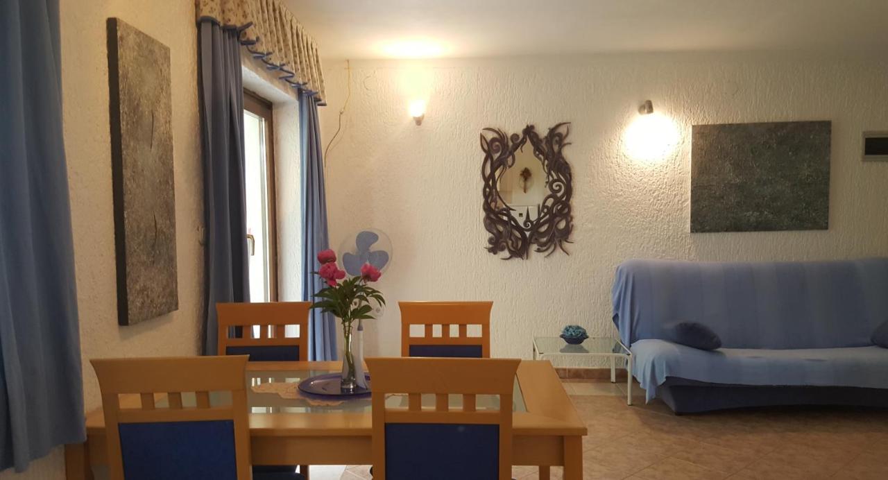 Apartments Coki ฟุนตานา ภายนอก รูปภาพ