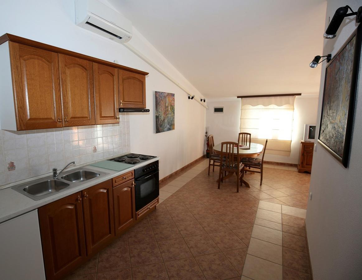 Apartments Coki ฟุนตานา ภายนอก รูปภาพ